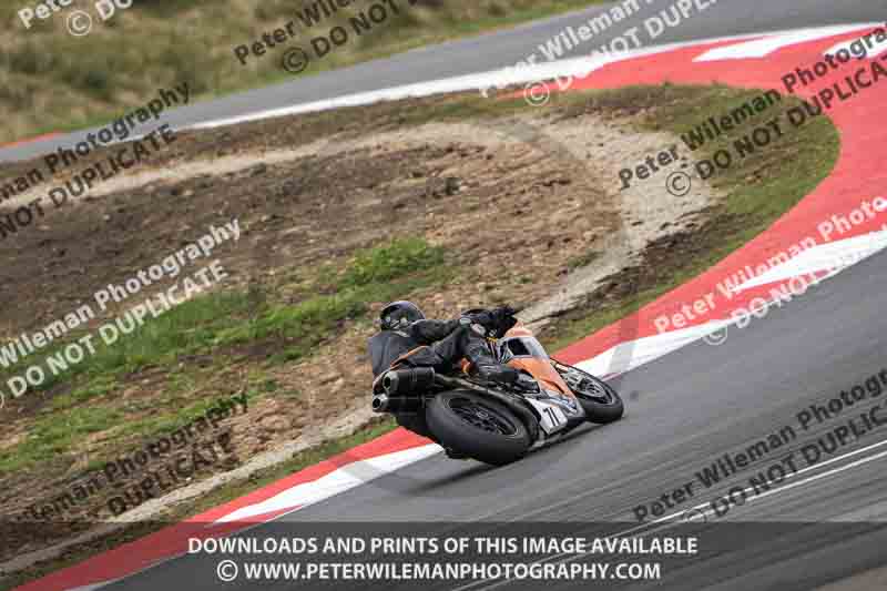 cadwell no limits trackday;cadwell park;cadwell park photographs;cadwell trackday photographs;enduro digital images;event digital images;eventdigitalimages;navarra;no limits trackdays;peter wileman photography;racing digital images;trackday digital images;trackday photos